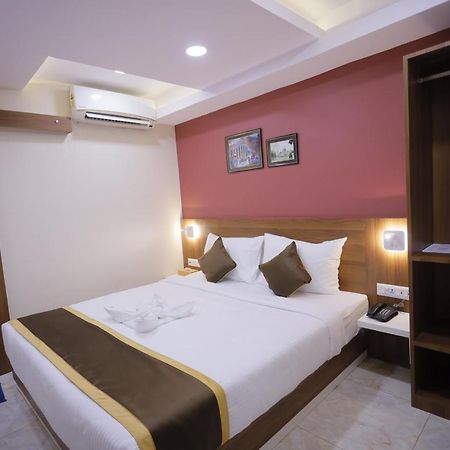 The Avenue Hotel Ballygunge كولكاتا المظهر الخارجي الصورة