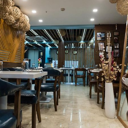 The Avenue Hotel Ballygunge كولكاتا المظهر الخارجي الصورة